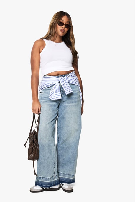 Plus Fray Hem Detail Straight Leg Jean - Image 3