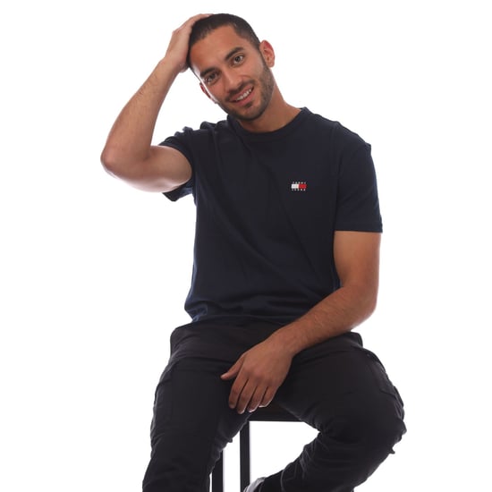 Herrarnas Tommy Hilfiger Tonal Badge T-shirt i blått - Image 4