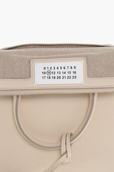 MM11 Texturerad Läderväska 5AC med Canvasdetaljer i Beige - Image 4