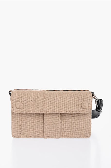 Tvåfärgad axelväska med djurdetaljer i beige - Image 3