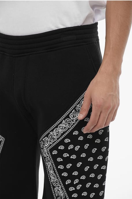 Neoprene MODERNIST Bermuda Shorts met Bandana Motief Details in Zwart - Image 3