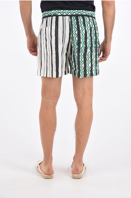 Box Fit Shorts in Bianco, Verde - Image 2