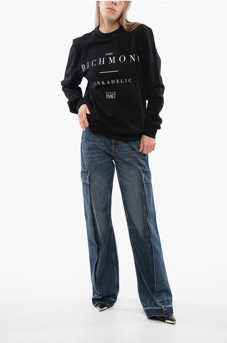 JOSOIN Over Sweatshirt with Contrasting Print in Black - Image 4