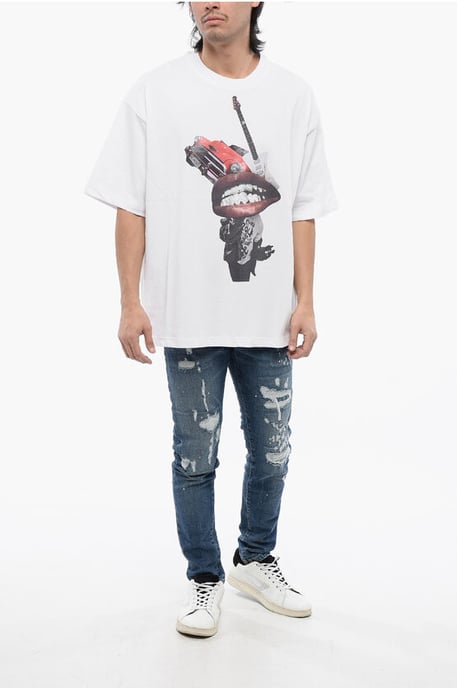 Rhinestoned Printed Oversize Fit T-shirt in White - Image 4