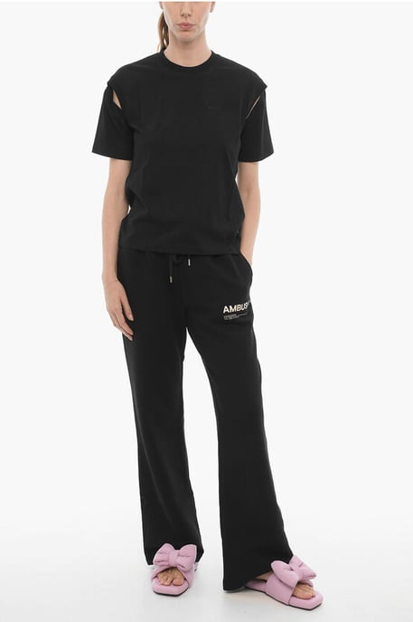 Solid Color Crew-neck T-Shirt in Black - Image 4