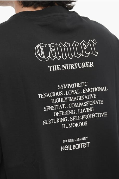 Svart t-shirt med rund hals och smal passform och tryck från ROCK BAND ZODIAC CANCER - Image 3