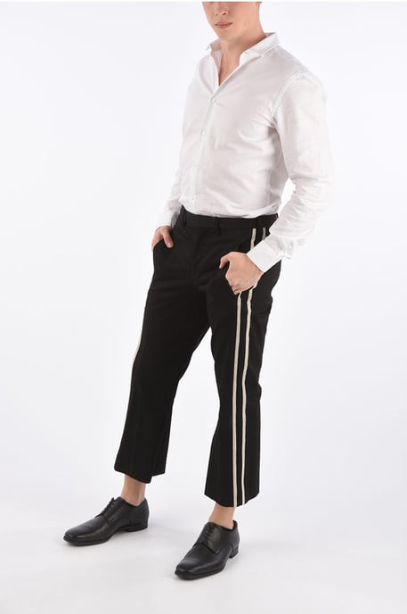 Slim Fit Cropped Pants in Black - Image 4