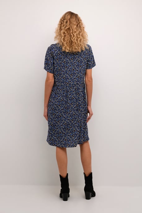 Dress Feminine Silhouette - Image 2