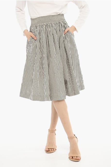 Flared Awning Striped Longuette in Bianco, Grigio - Image 1