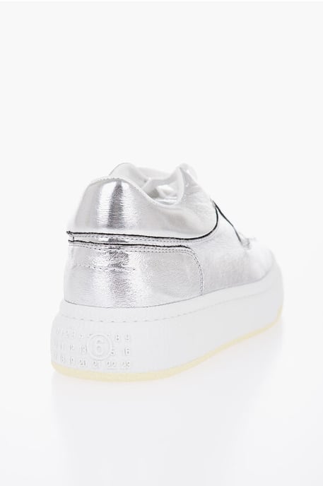 MM6 Metallic Effect Low-Top Sneakers in Zilver - Image 2