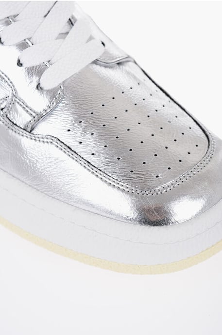 MM6 Metallic Effect Low-Top Sneakers in Zilver - Image 4