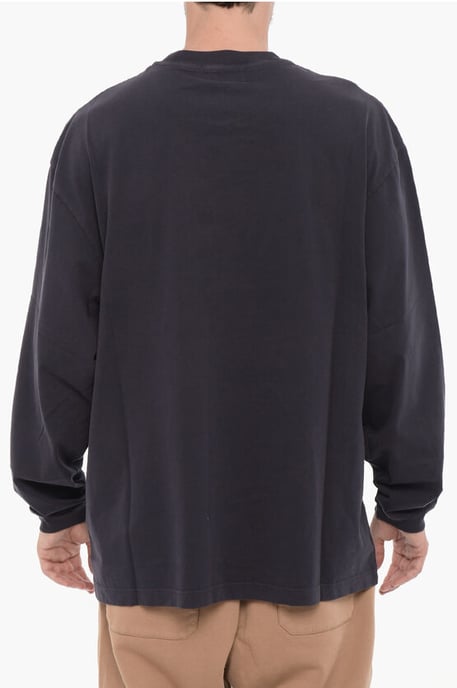 Long Sleeved Crew-neck T-Shirt with Silver-Tone Chain in Blue - Image 2