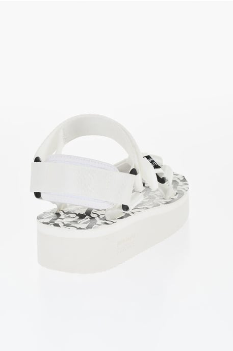 SUICOKE Logoed Fabric Sandals in White - Image 2