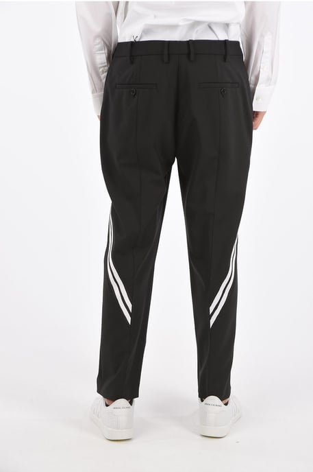 Mid-rise waist slim fit pants in Black - Image 2