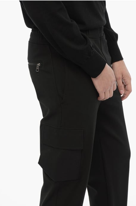 Svarta cargobyxor med smal passform och dragsko i midjan - Image 4