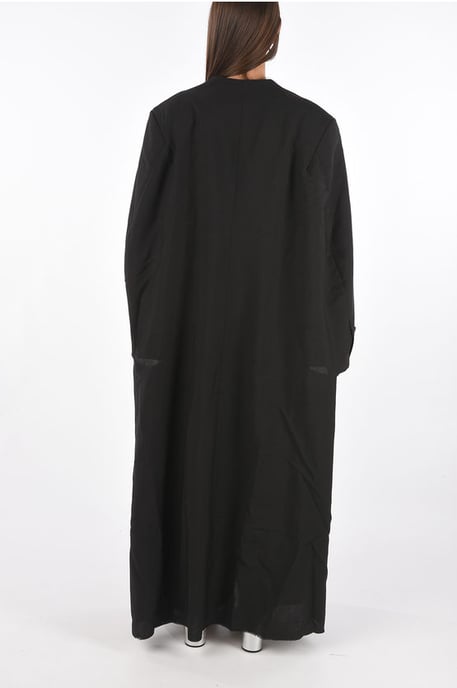 MM0 dubbelknäppt kappa med utskurna detaljer i svart - Image 2