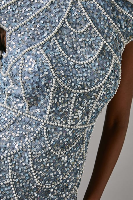 Cap Sleeve Pearl Embellished Pencil Dress - Image 5