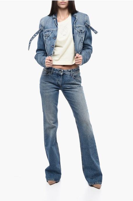 Blå jeansjacka med croppad passform och seledetaljer - Image 4