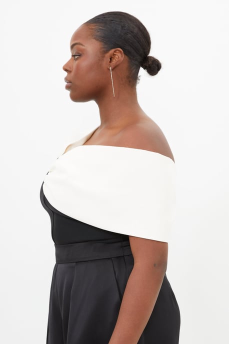 Plus Size Figure Form Bandage Knit Asymmetric Strap Top - Image 3