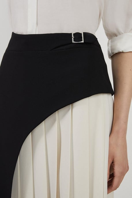Tailored Buckle Detail Pleated Midi Skirt - Image 3