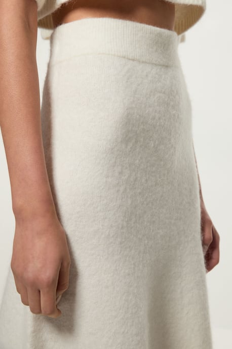 Alpaca Wool Fluffy Full Knit Skirt - Image 3