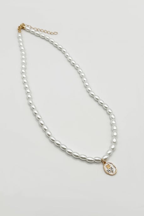 Pearl Chain Necklace with Gold Flower Pendant - Image 5