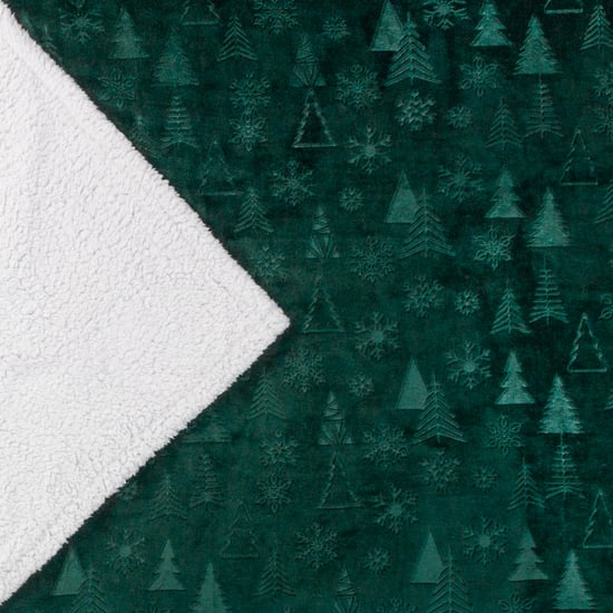 furn. Festive Times Embossed Fleece Throw - Image 5