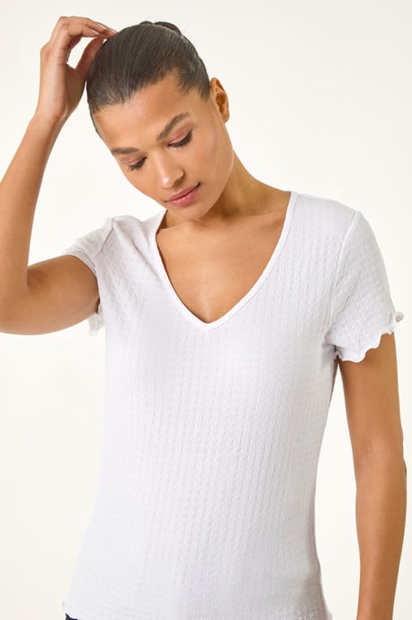 Textured Lettuce Edge Top - Image 4