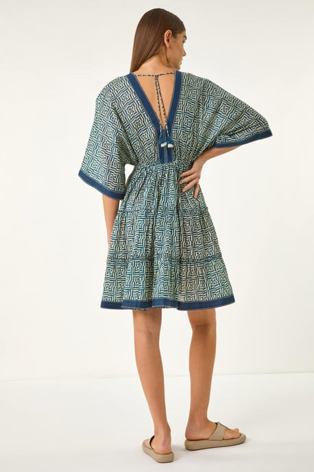 Geometric Contrast Tiered Dress - Image 3