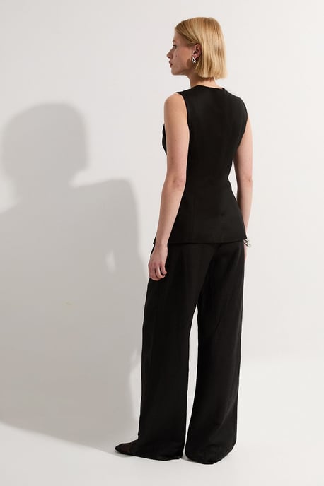 Viscose Linen Pleat And Pocket Detail Woven Straight Leg Trouser - Image 5