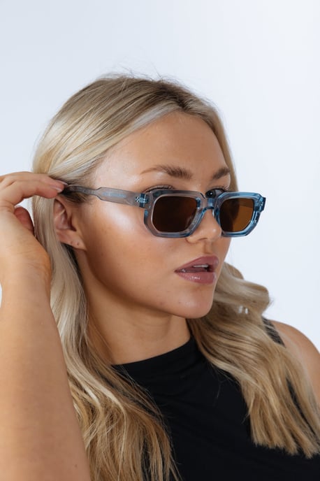 Chunky Retro Square Sunglasses - Image 2