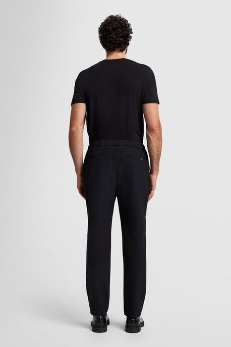 Men Pants Hybrid Chino Chino Pant Fit - Image 3