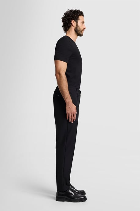Men Pants Hybrid Chino Chino Pant Fit - Image 4