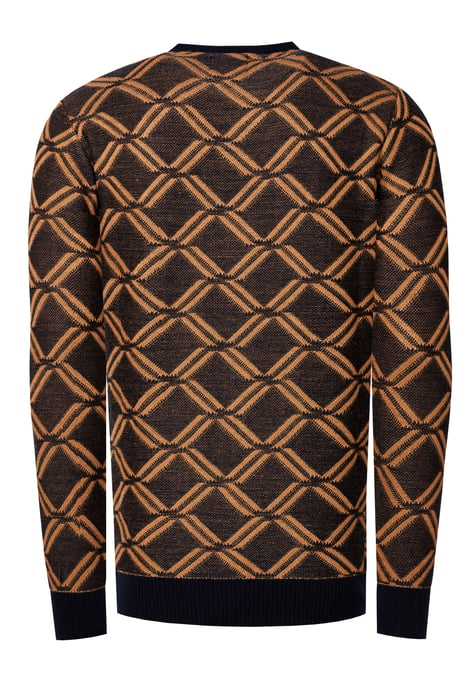 Fine knit with checkered pattern Round neck sweater - Image 3