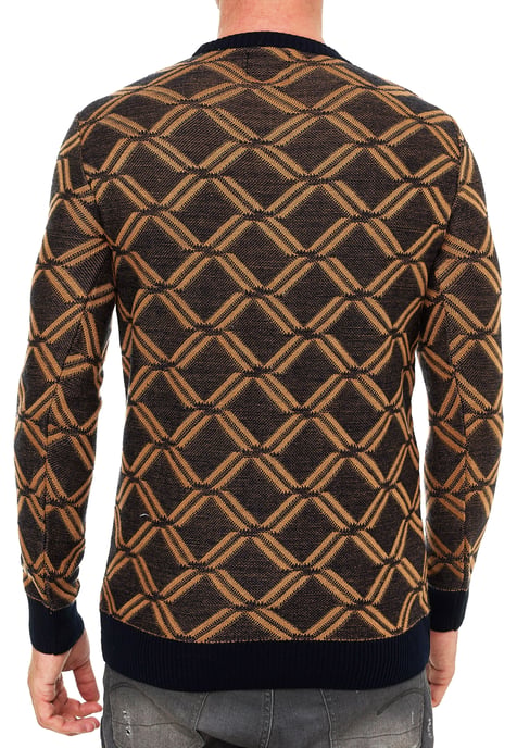 Fine knit with checkered pattern Round neck sweater - Image 5