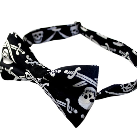 Black White Skull Print Bow Tie - Image 2