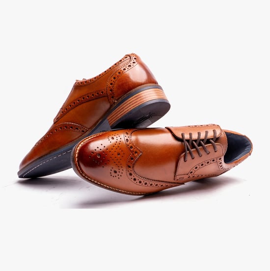 Hush Puppies Dustin Mens Brogue Shoes Tan - Image 4