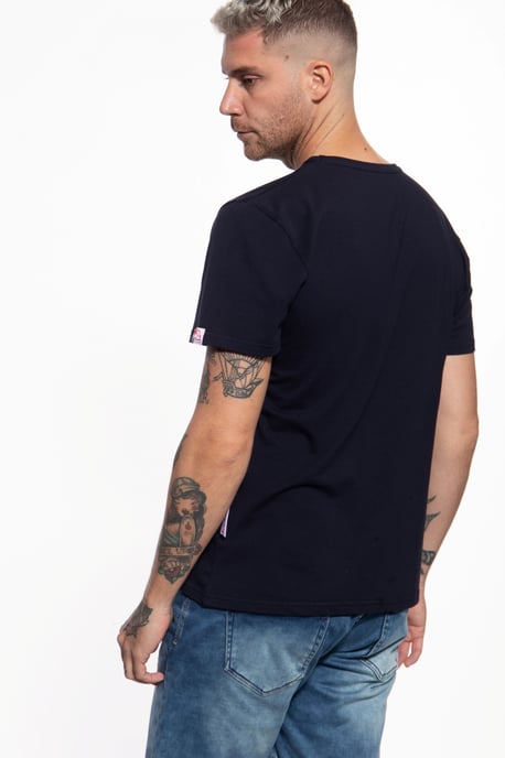 Akito Tanaka Herren AKITO TANAKA Herren T-Shirt mit Frontprint Legendary navy - Image 3