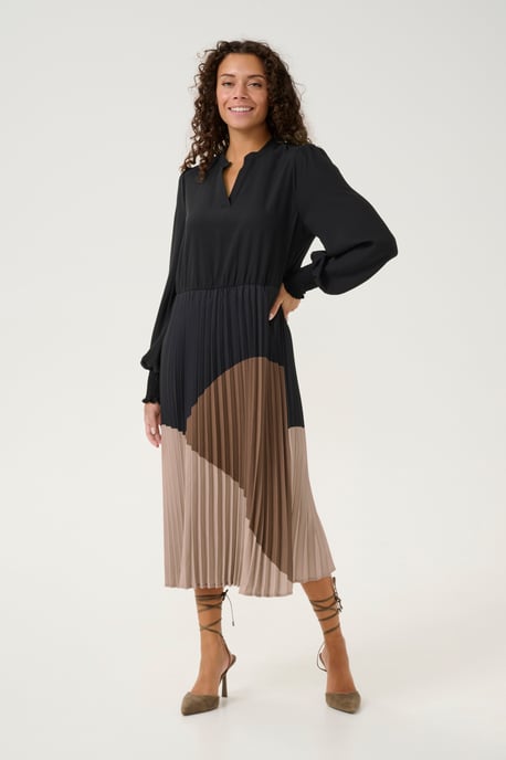 Dress Feminine Silhouette - Image 3