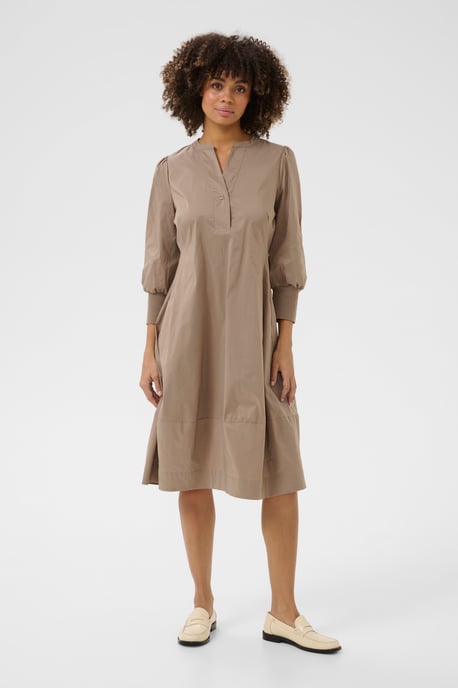 Dress Feminine Silhouette - Image 1