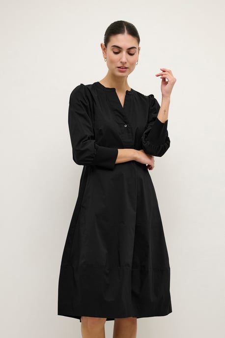 Dress Feminine Silhouette - Image 3