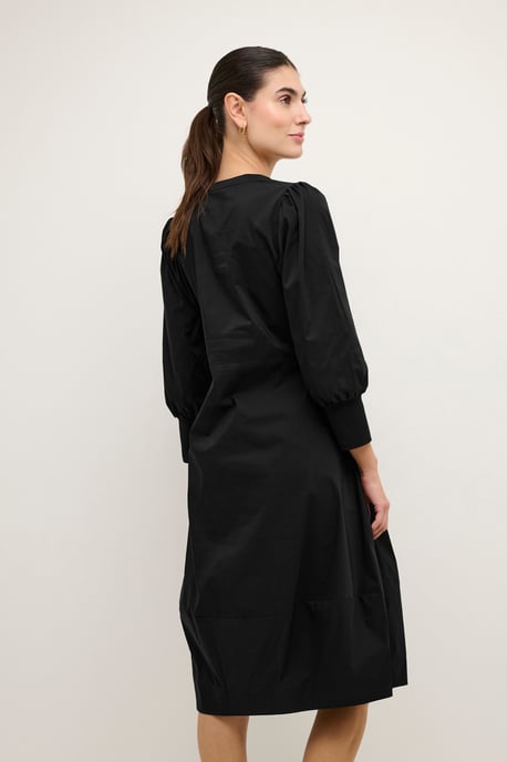 Dress Feminine Silhouette - Image 5