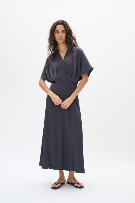 Dress Feminine Silhouette Charcoal - Image 3