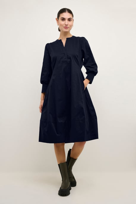 Dress Feminine Silhouette Blue Iris - Image 1