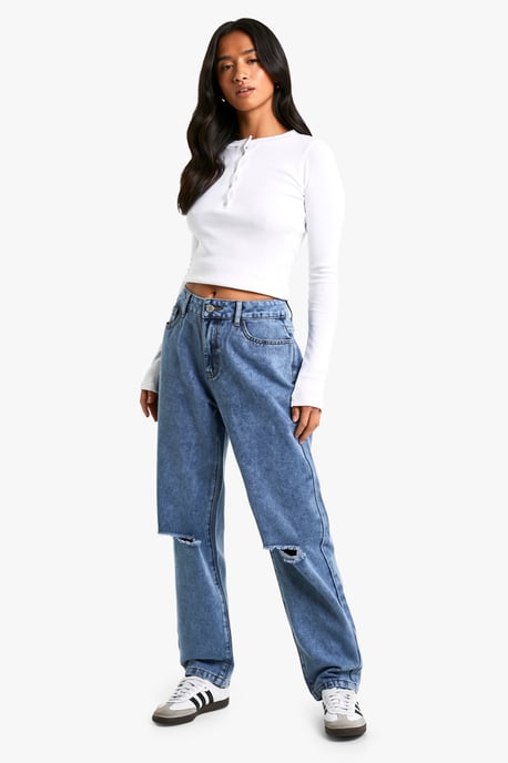 Petite High Waist Distressed Mom Jeans - Image 3