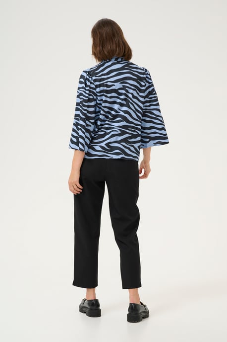 Blouse with short sleeve Regular fit Blue / Black graphic - Image 2