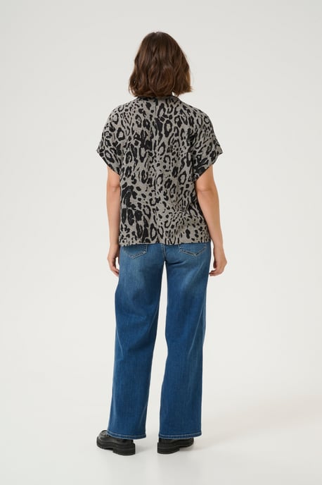 Blouse with short sleeve Loose fit Moonstruck / Black Animal - Image 2