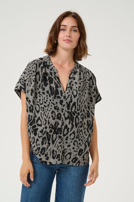 Blouse with short sleeve Loose fit Moonstruck / Black Animal - Image 3