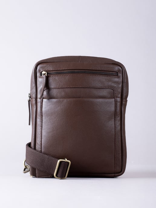 Explorer Leather Messenger Bag in Brown - Image 2