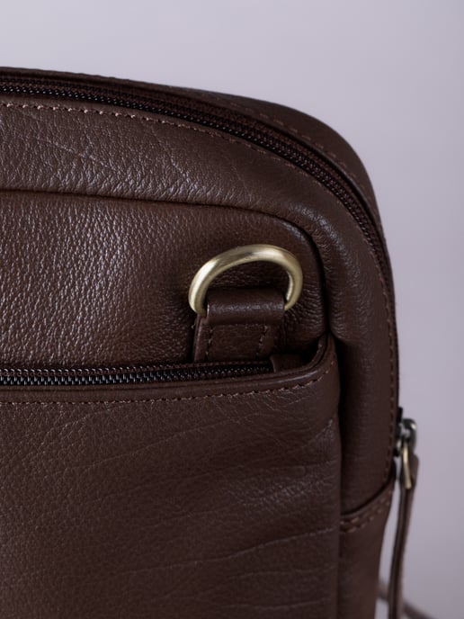 Explorer Leather Messenger Bag in Brown - Image 6